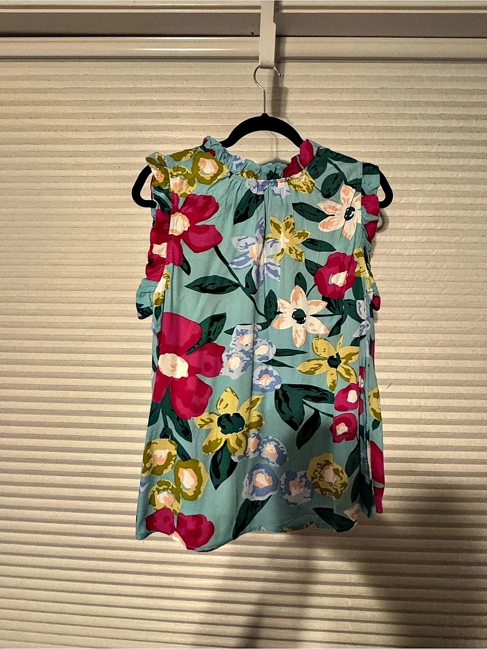 Floral Blouse Blue & Pink Medium Like New